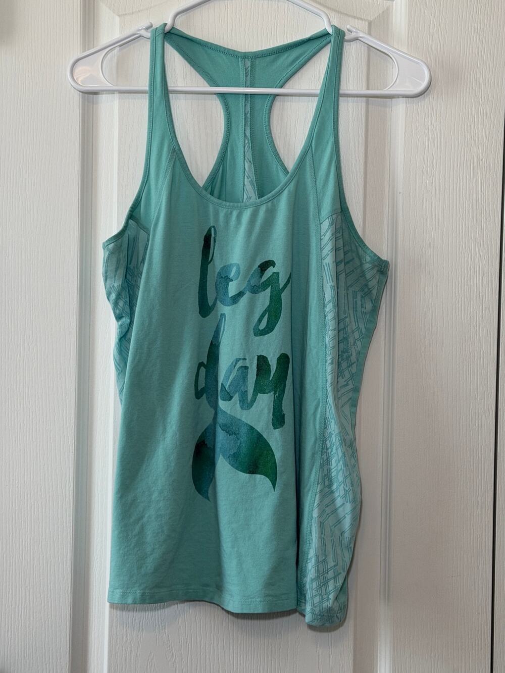 “Leg Day” Ariel Athletic Racer Back Tank Top Womens Size Large